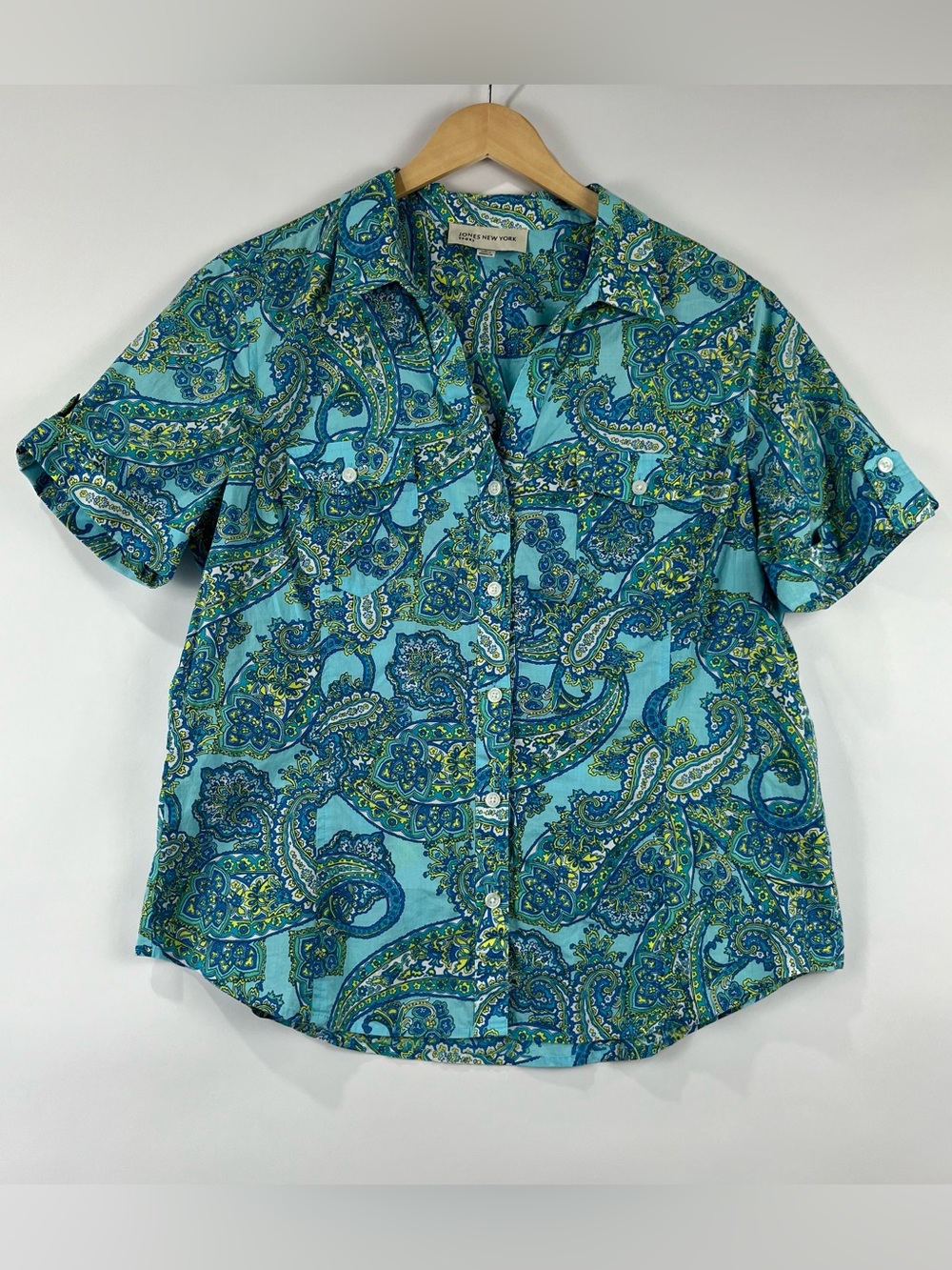 Jones New York Sport L 100% Cotton Paisley Button Down Relaxed Fit Shirt